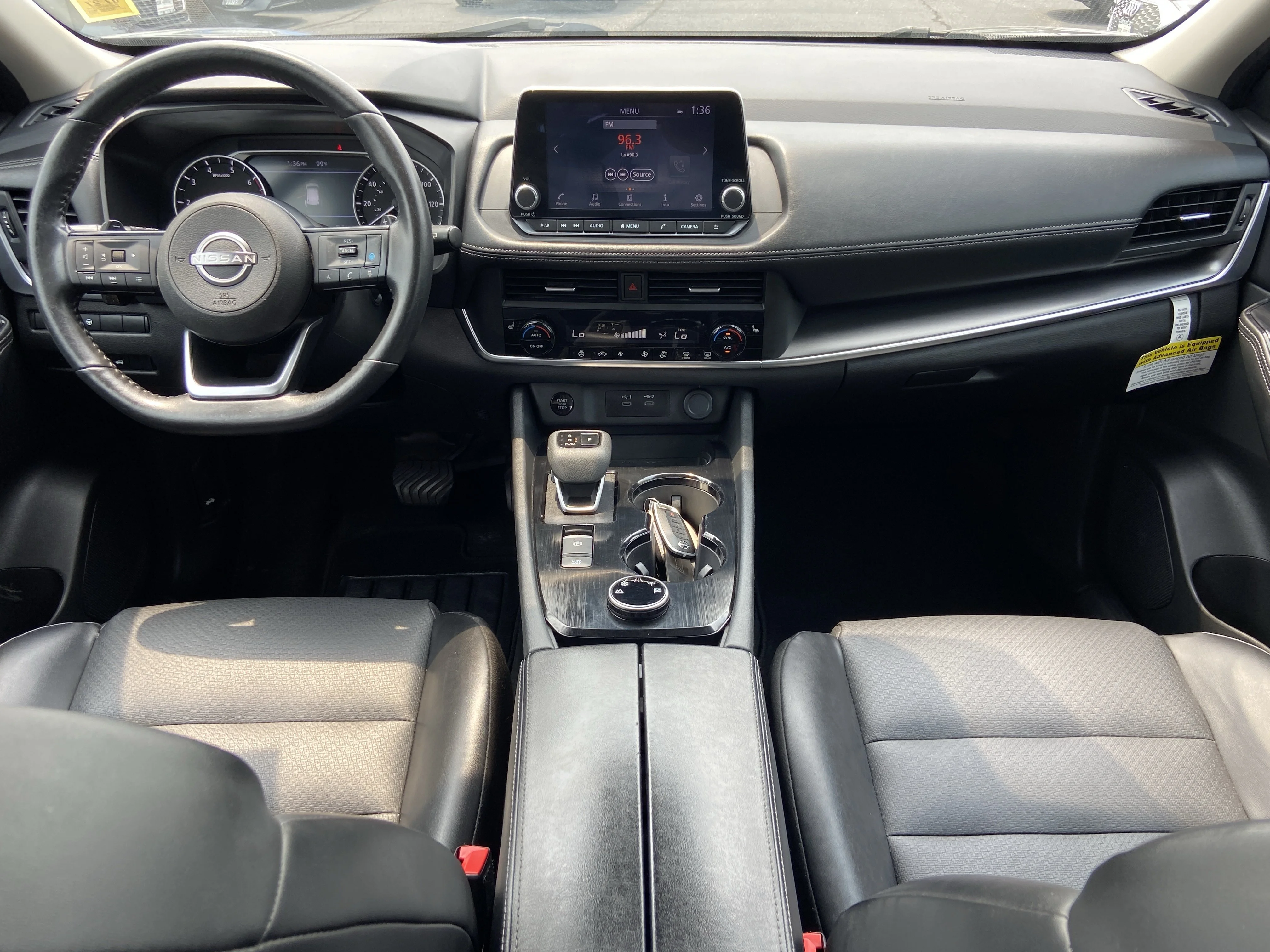 2024 Nissan Rogue SV - Photo 12