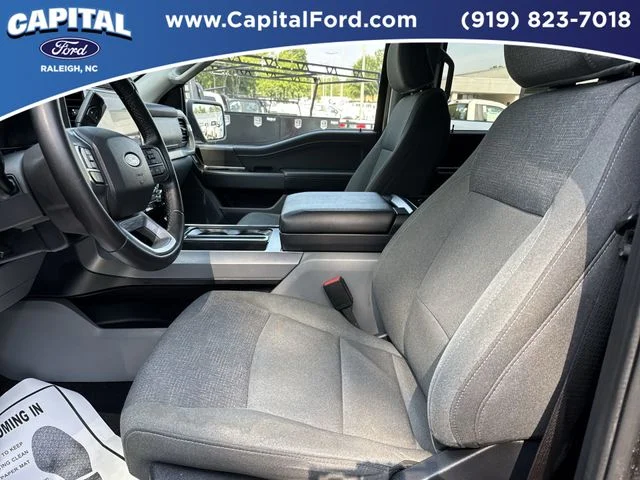 Used 2024 Black Ford XLT image 19
