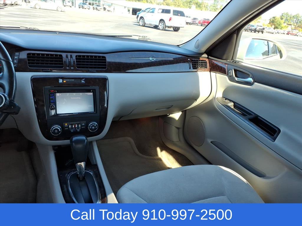 Used 2012 SUMMIT WHITE Chevrolet LT Fleet image 13