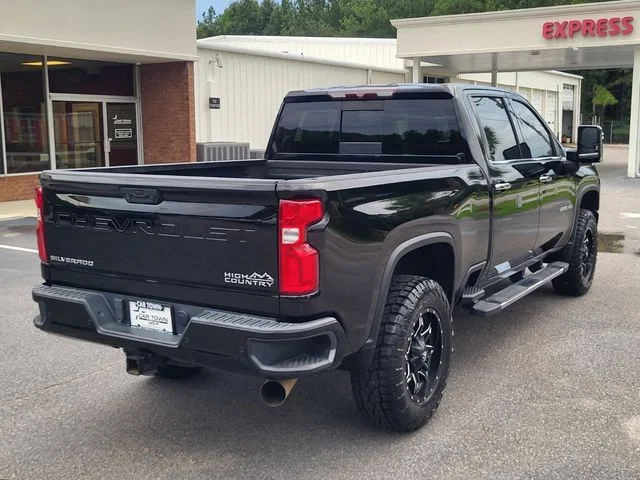 Used 2020 Black Chevrolet High Country image 2