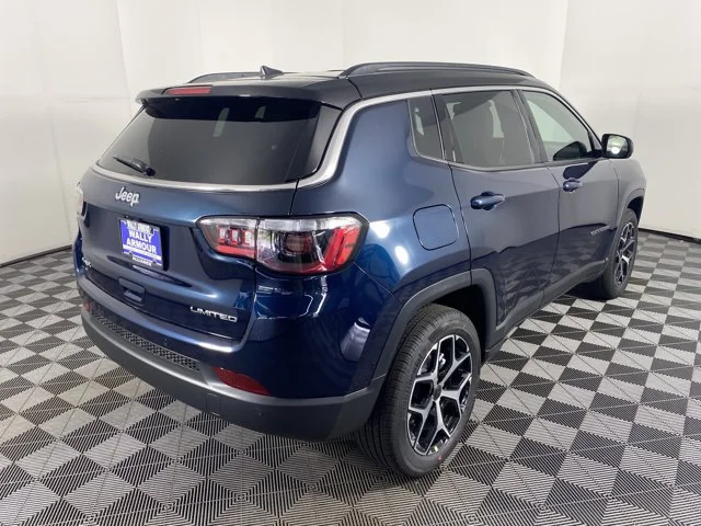New 2026 Fathom Blue Pearl-Coat Exterior Paint Jeep Limited image 7