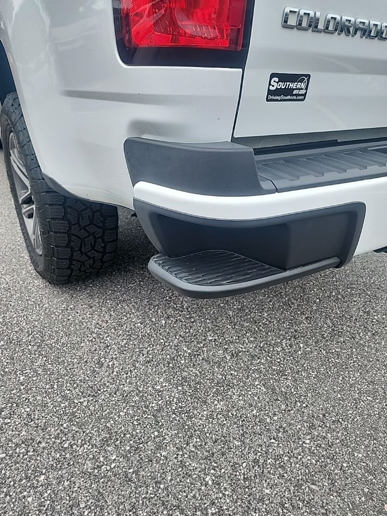Used 2019 White Chevrolet LT image 7