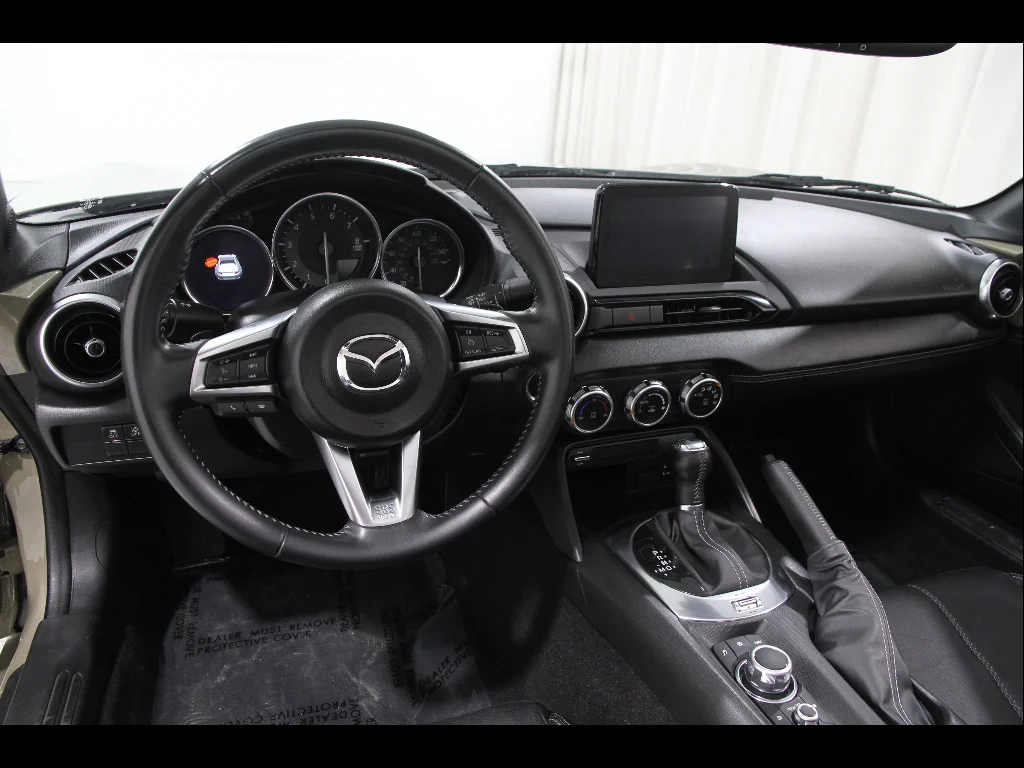 2023 Mazda MX-5 Miata RF Grand Touring - Photo 7