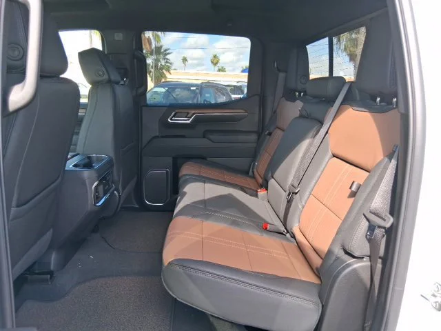 New 2026 Polar White Tricoat Chevrolet High Country image 26