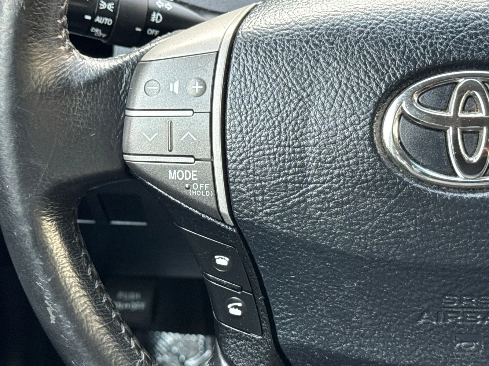 Used 2012 Silver Toyota Base image 17