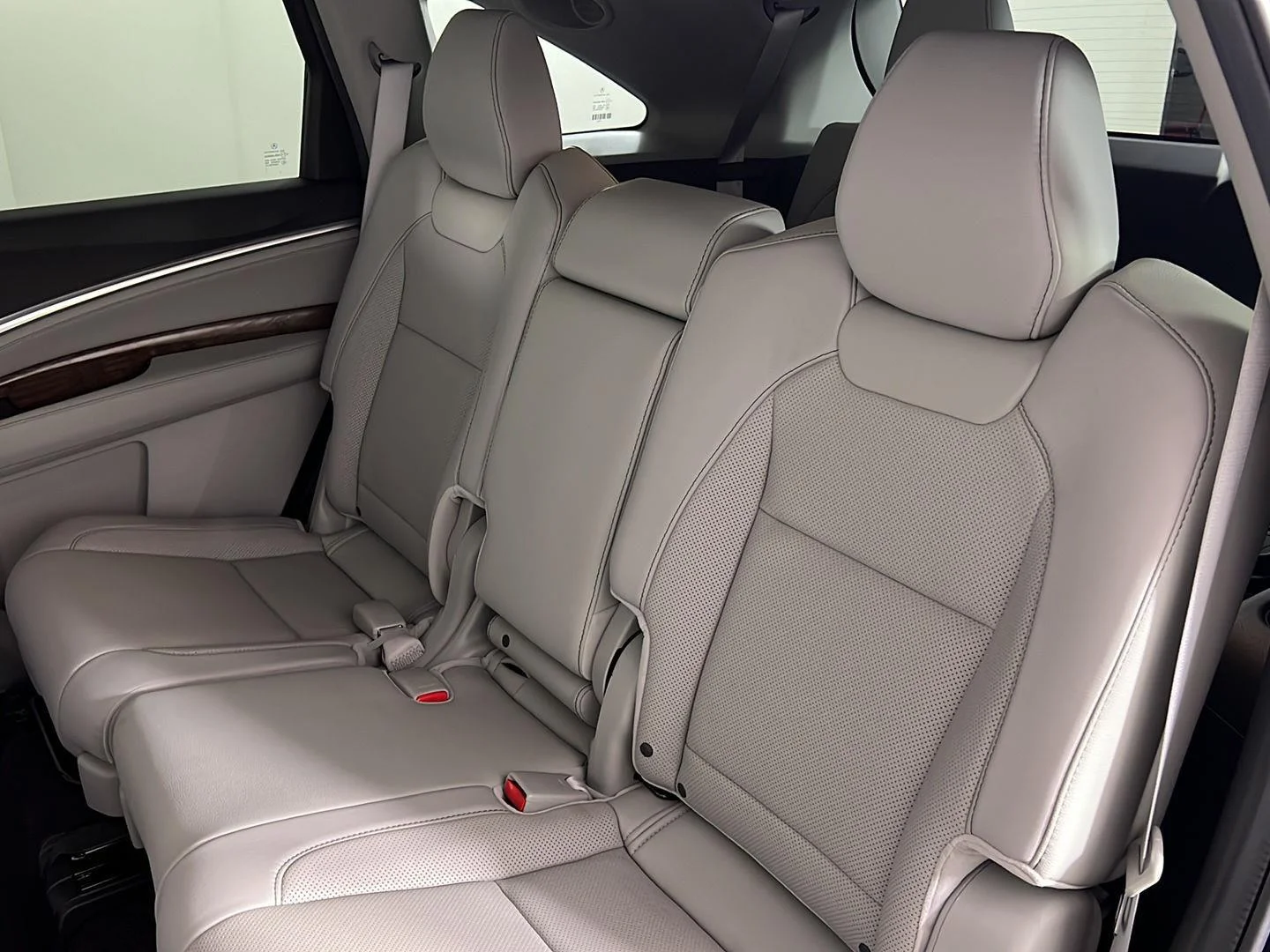 Used 2019  Acura w/Technology Pkg image 4