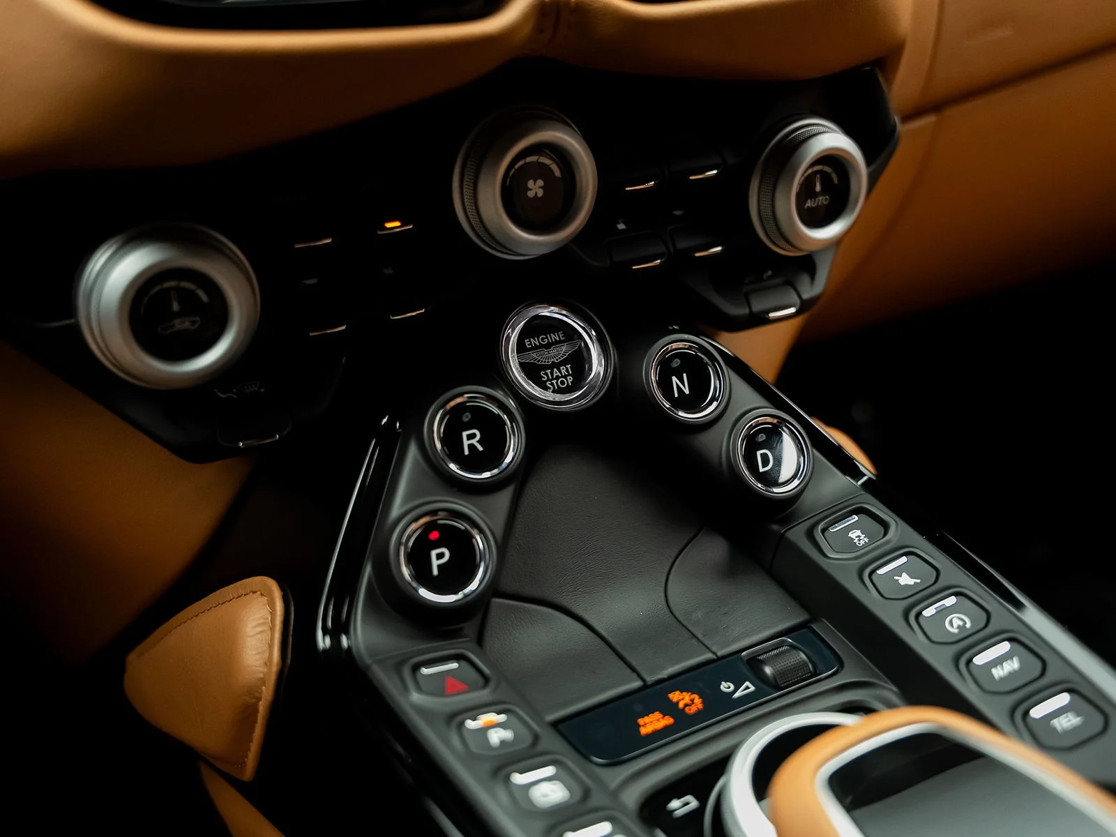 Used 2020 Red Aston Martin Base image 45
