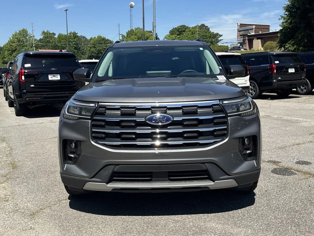 New 2026 Gray Ford Active image 2