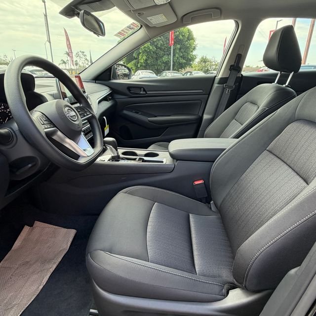 New 2026 Super Black Nissan SV image 26