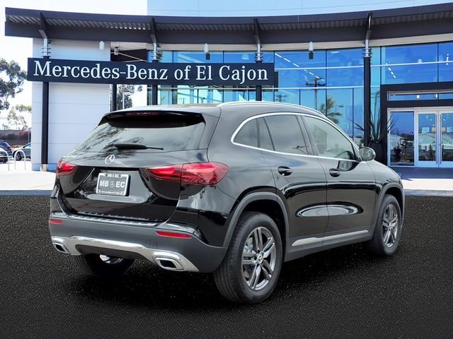 New 2026 Black Mercedes-Benz GLA 250 image 3