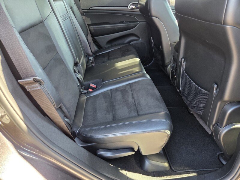 Used 2020 Gray Jeep Laredo E image 19