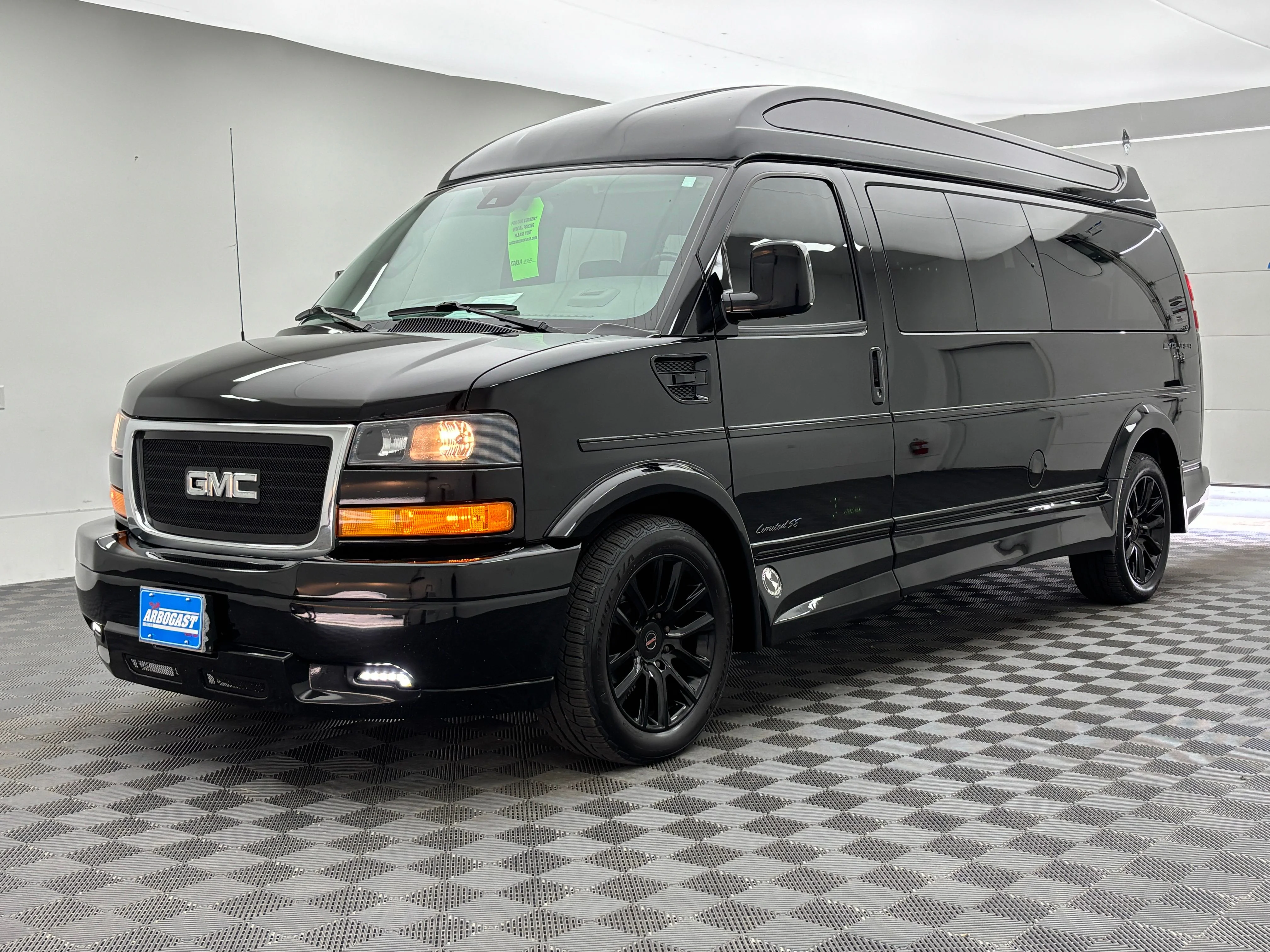 Used 2020 Onyx Black GMC Explorer Limited SE image 16