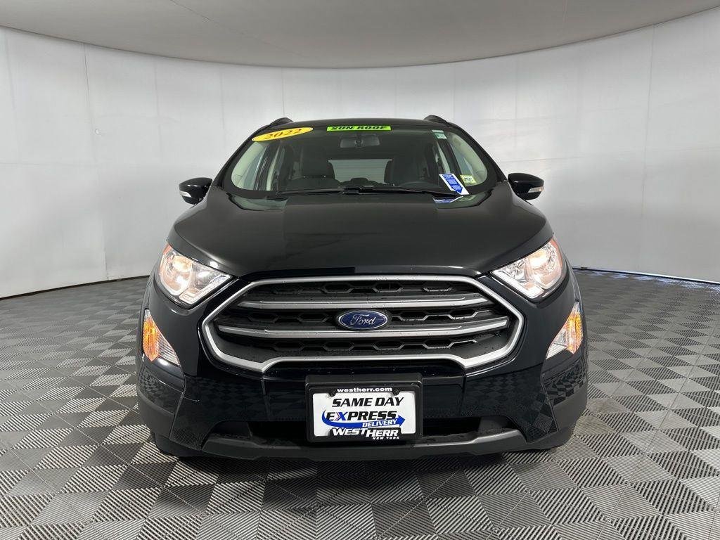 Used 2022 Shadow Black Ford SE image 4