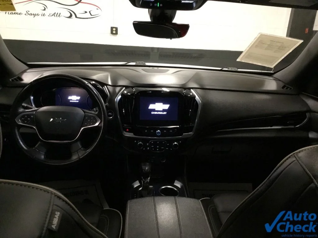 Used 2022 White Chevrolet Premier image 27