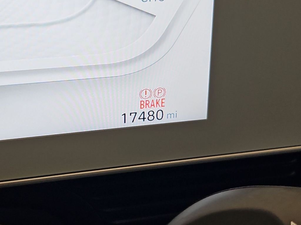 2024 Hyundai IONIQ 5 Limited - Photo 16