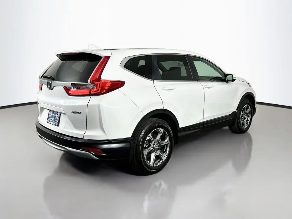 Used 2019  Honda EX image 8
