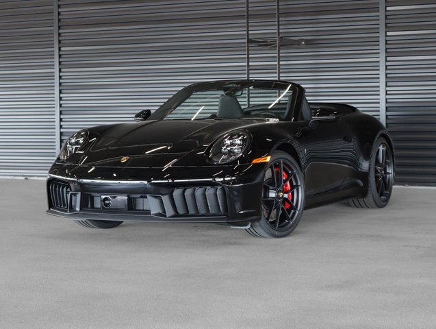 2026 Porsche 911 Carrera 4 GTS Cabriolet
