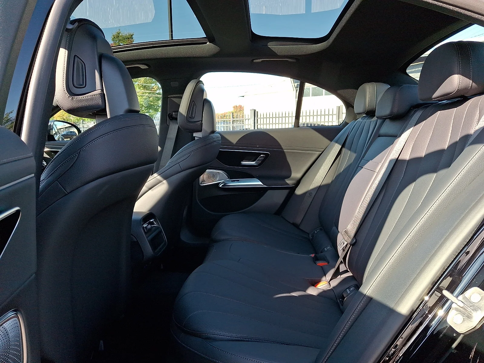 New 2027 Black Mercedes-Benz E 450 image 7