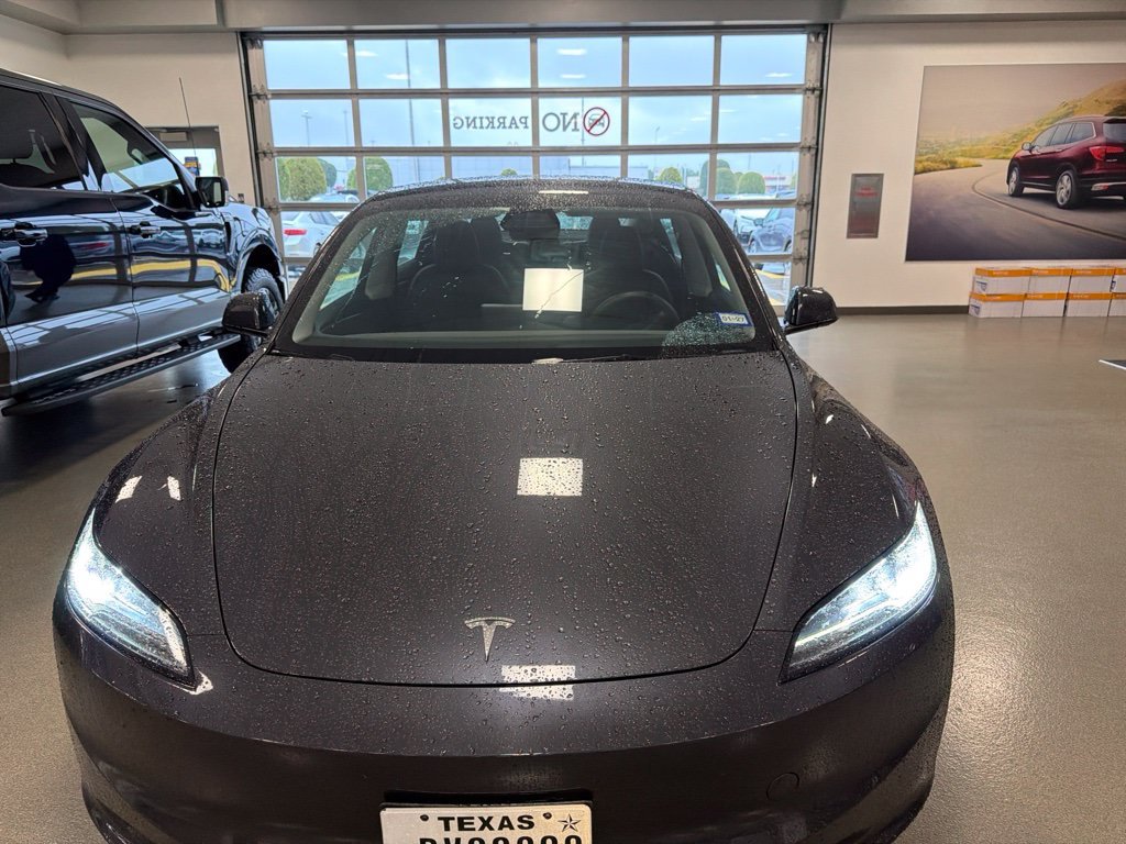 Used 2024 Stealth Gray Tesla Long Range image 2