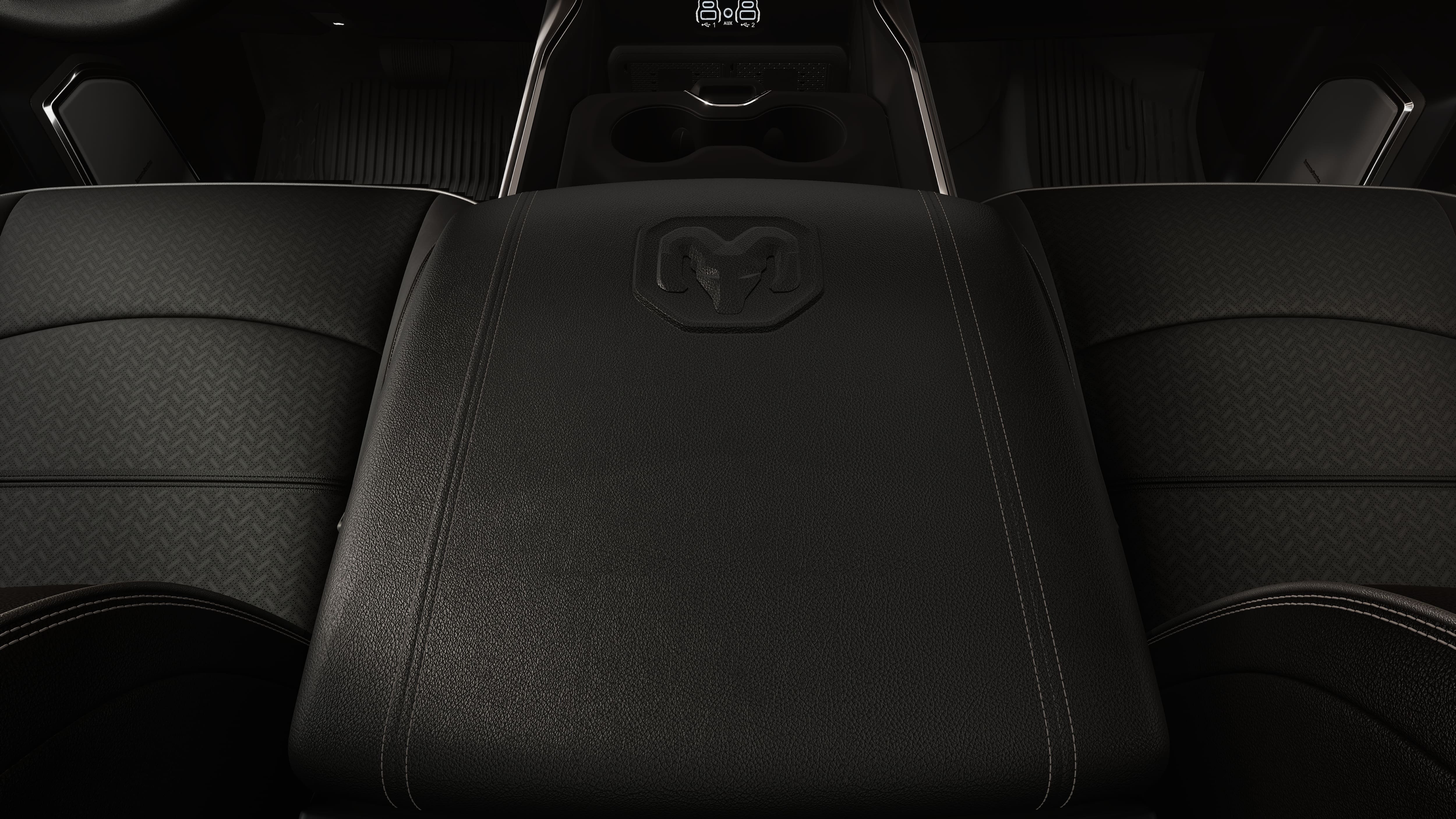 New 2026 Diamond Black Crystal Pearl-Coat Exterior Paint RAM LARAMIE image 4
