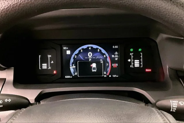 2025 Toyota Tacoma SR5 - Photo 28