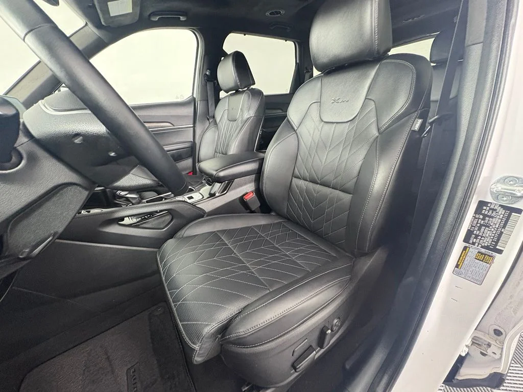 Used 2024 White Kia SX-Prestige X-Pro image 17