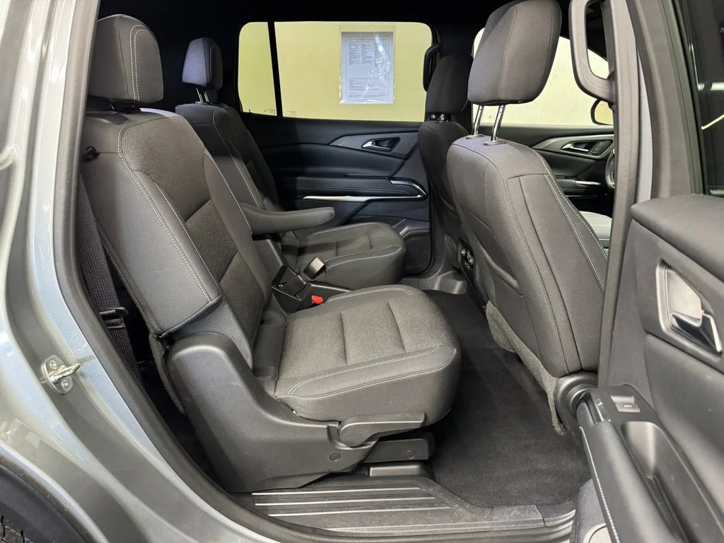 Used 2024 Gray Chevrolet LT image 29