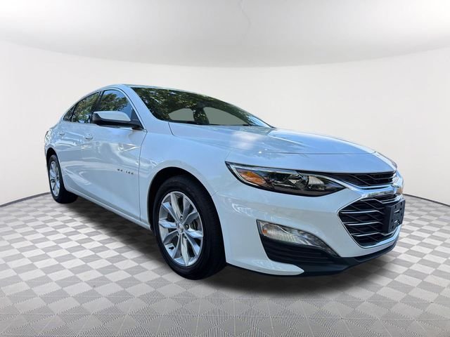 Used 2024 White Chevrolet LT image 3