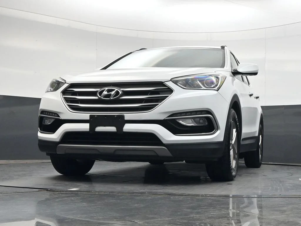 Used 2017 Frost White Hyundai 2.4 Base image 31