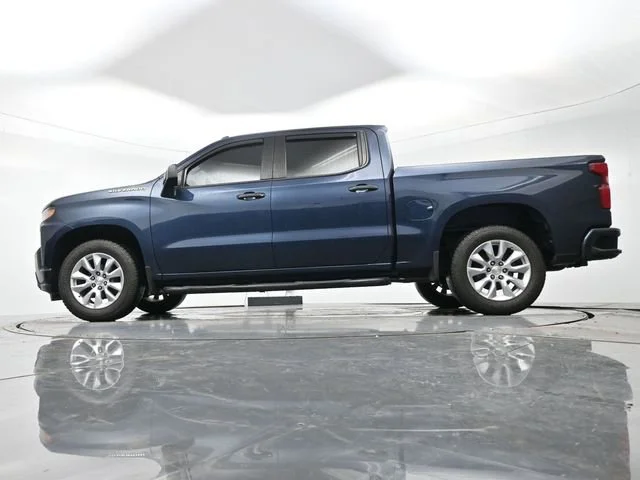 Used 2020 NORTHSKY BLUE METALLIC Chevrolet Custom image 12