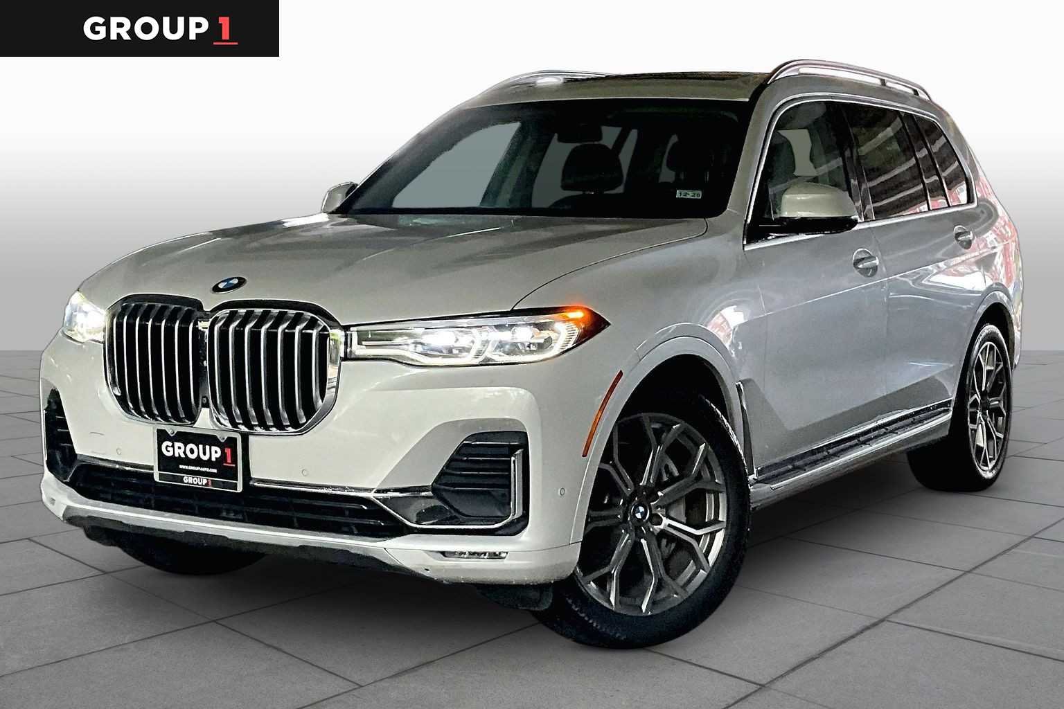 2020 BMW X7 xDrive40i's photo