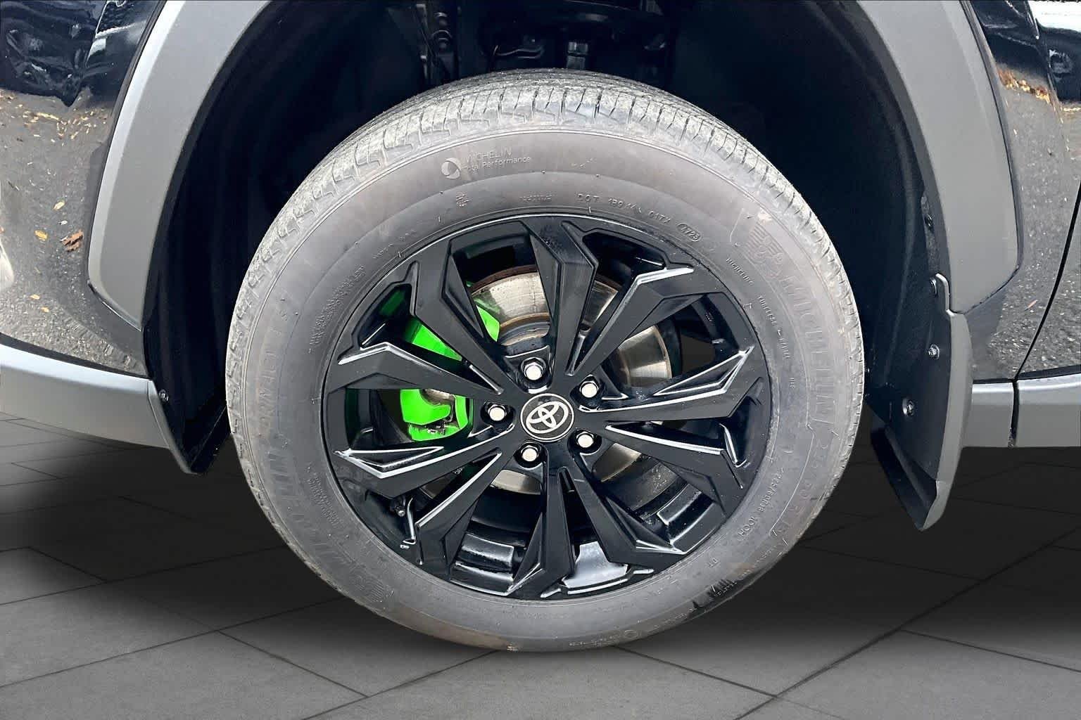 Used 2024 Midnight Black Metallic Toyota Hybrid XLE Premium image 11
