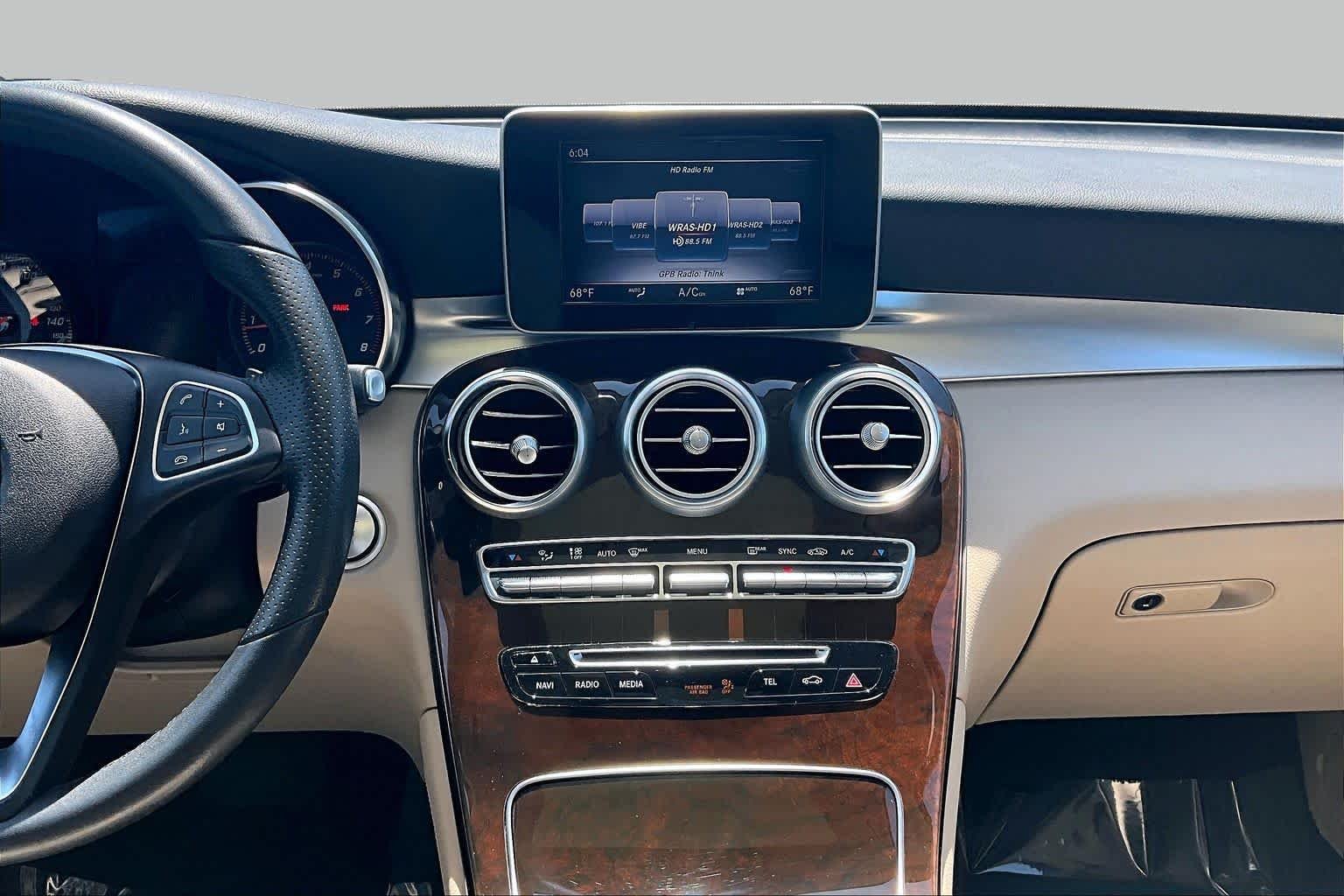 Used 2018 Selenite Grey Metallic Mercedes-Benz GLC 300 image 7