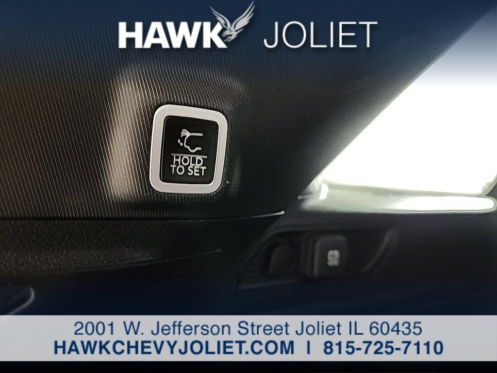Used 2025 Black Jeep Altitude image 21