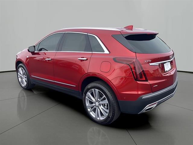2024 Cadillac XT5 Premium Luxury, photo 2 of 12