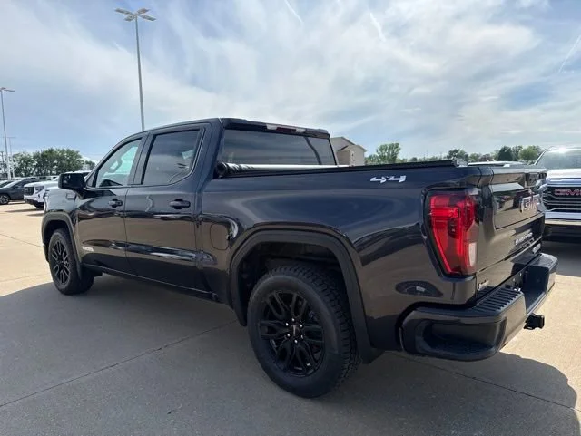 Used 2022 Titanium Rush Metallic GMC Elevation image 7