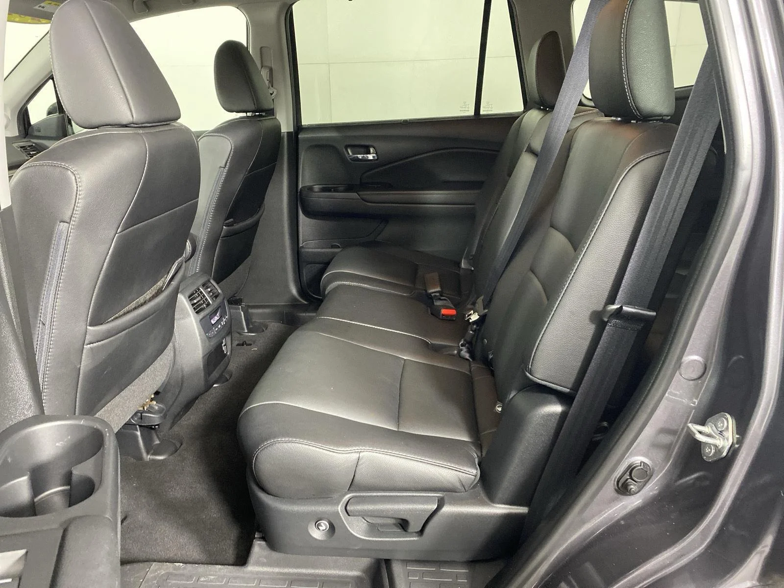 Used 2020 Modern Steel Metallic Honda EX-L image 25