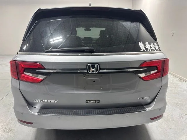 Used 2023  Honda Touring image 8
