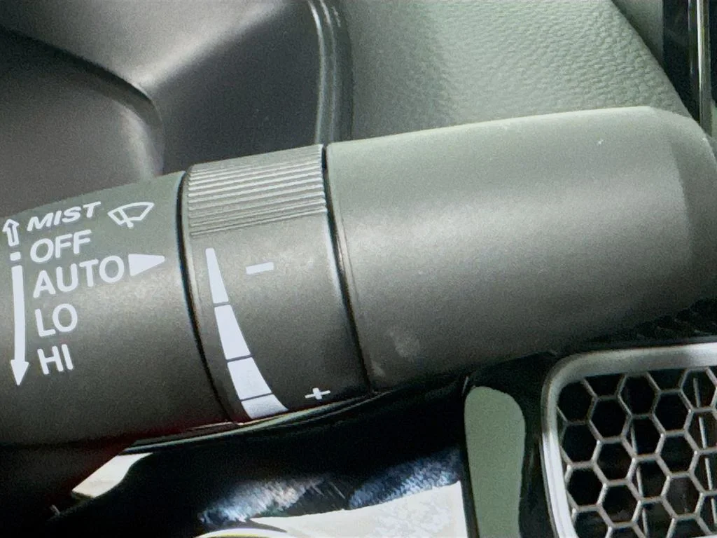 New 2026 Platinum White Pearl Honda Sport Touring image 19