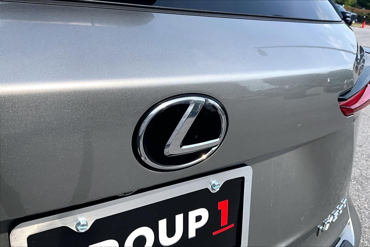 Used 2021 Atomic Silver Lexus F SPORT image 30