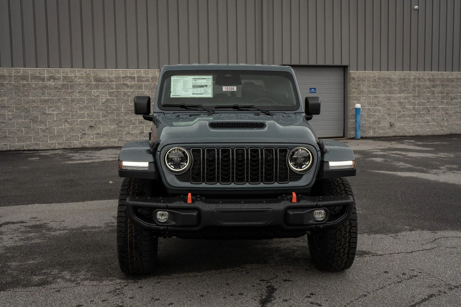 New 2026 Anvil Clearcoat Jeep Mojave X image 2