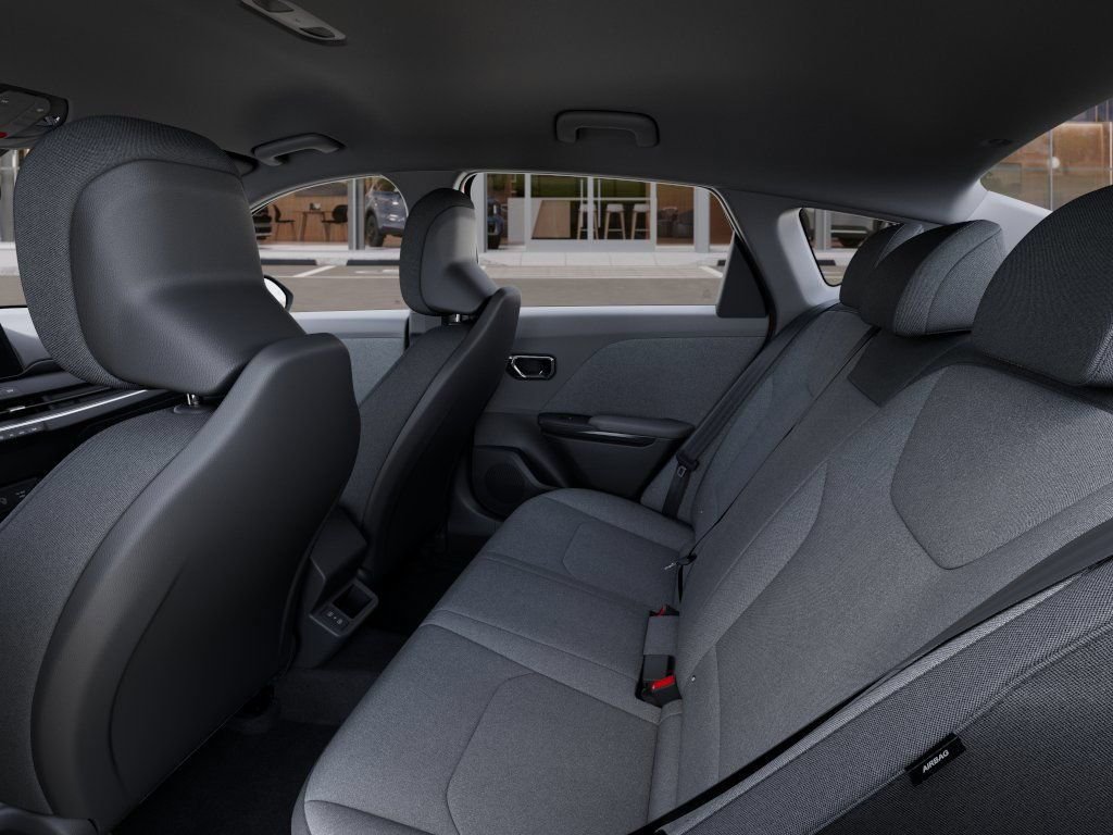 Used 2025 Red Kia LXS image 18
