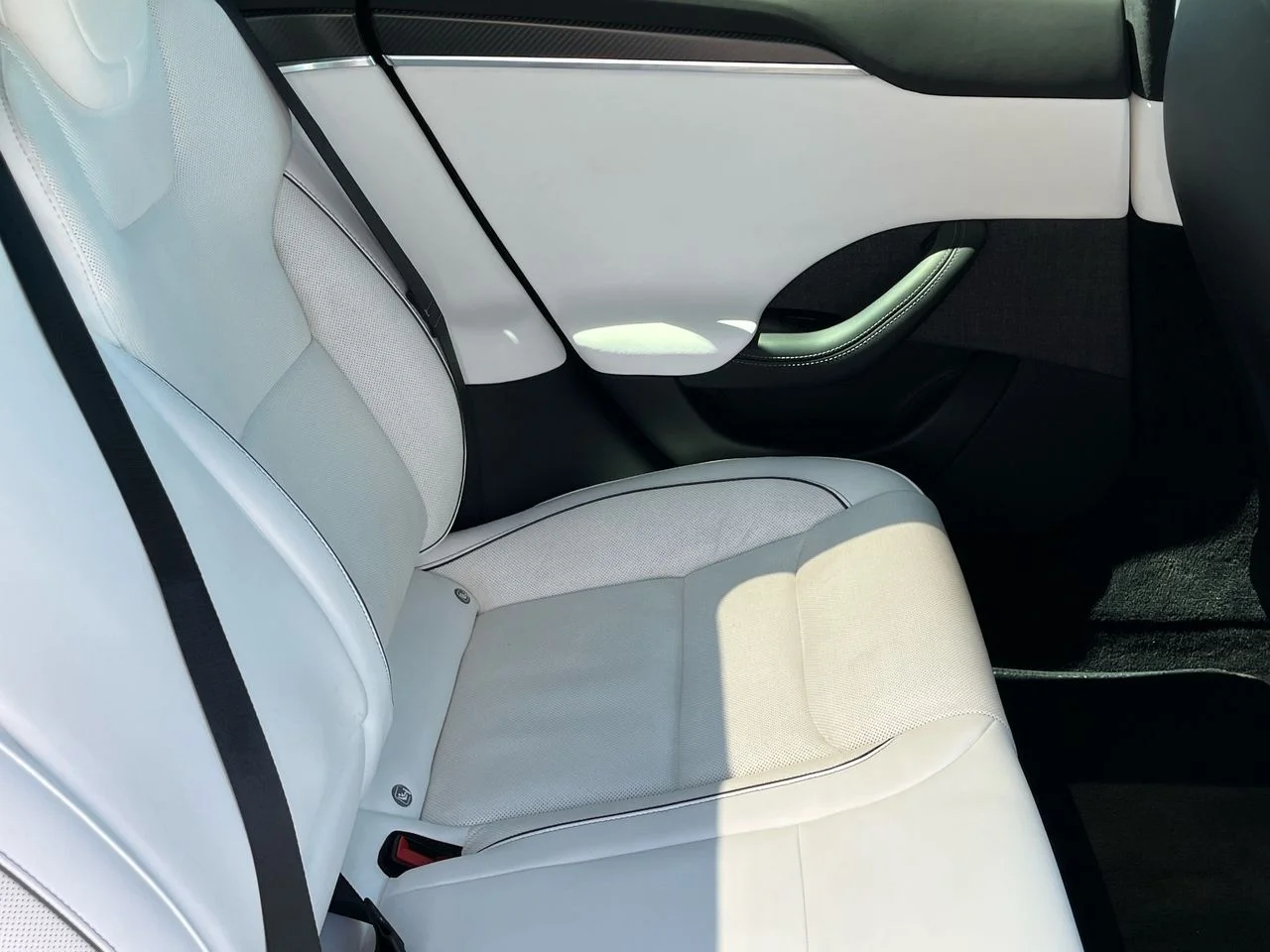 Used 2022 Midnight Silver Tesla Plaid image 11