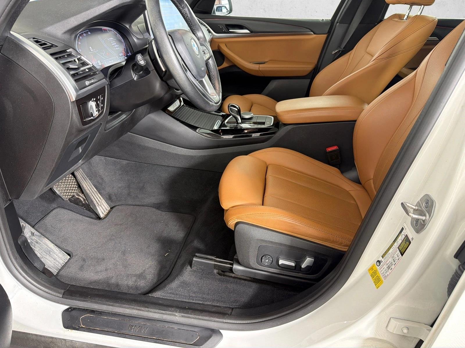 Used 2022 Alpine White BMW sDrive30i image 11