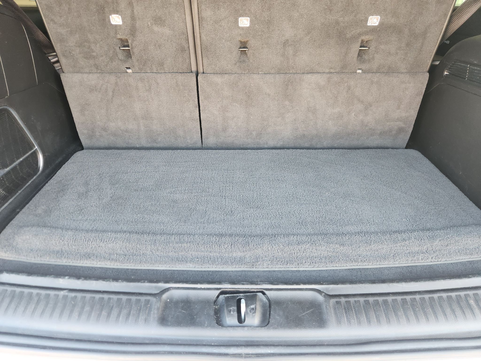 Used 2022 Bright White Clearcoat Jeep Series II image 33