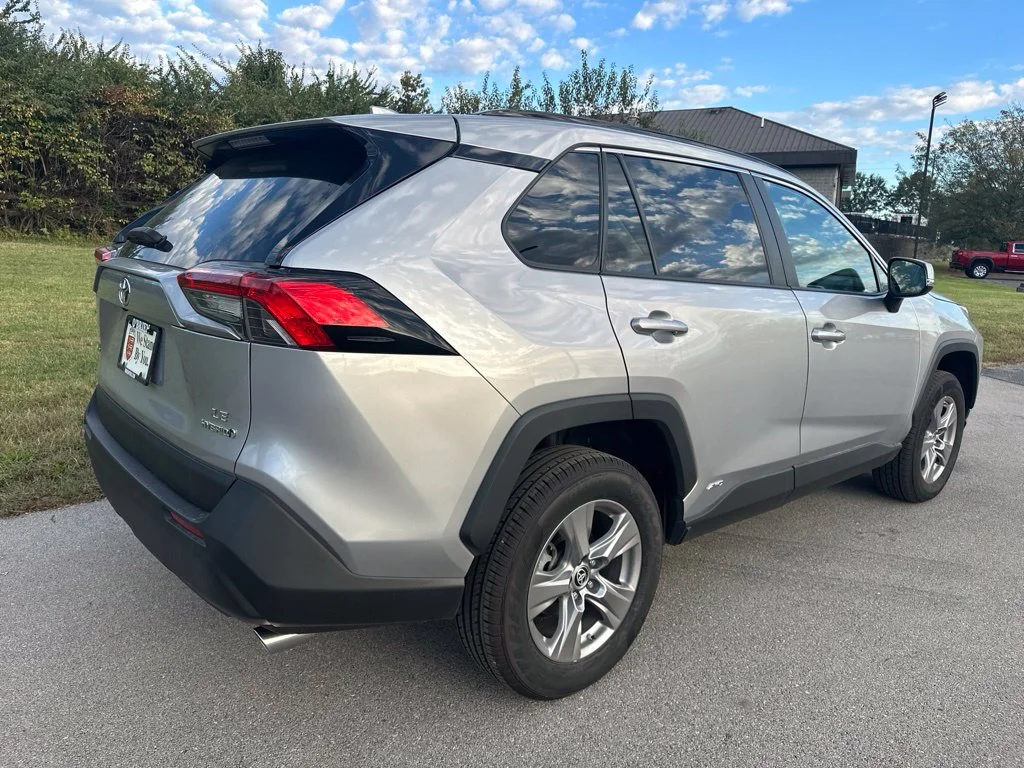 Used 2023 Silver Sky Metallic Toyota LE image 11