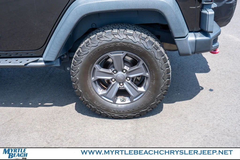 Used 2018 Black Clearcoat Jeep Unlimited Rubicon image 13