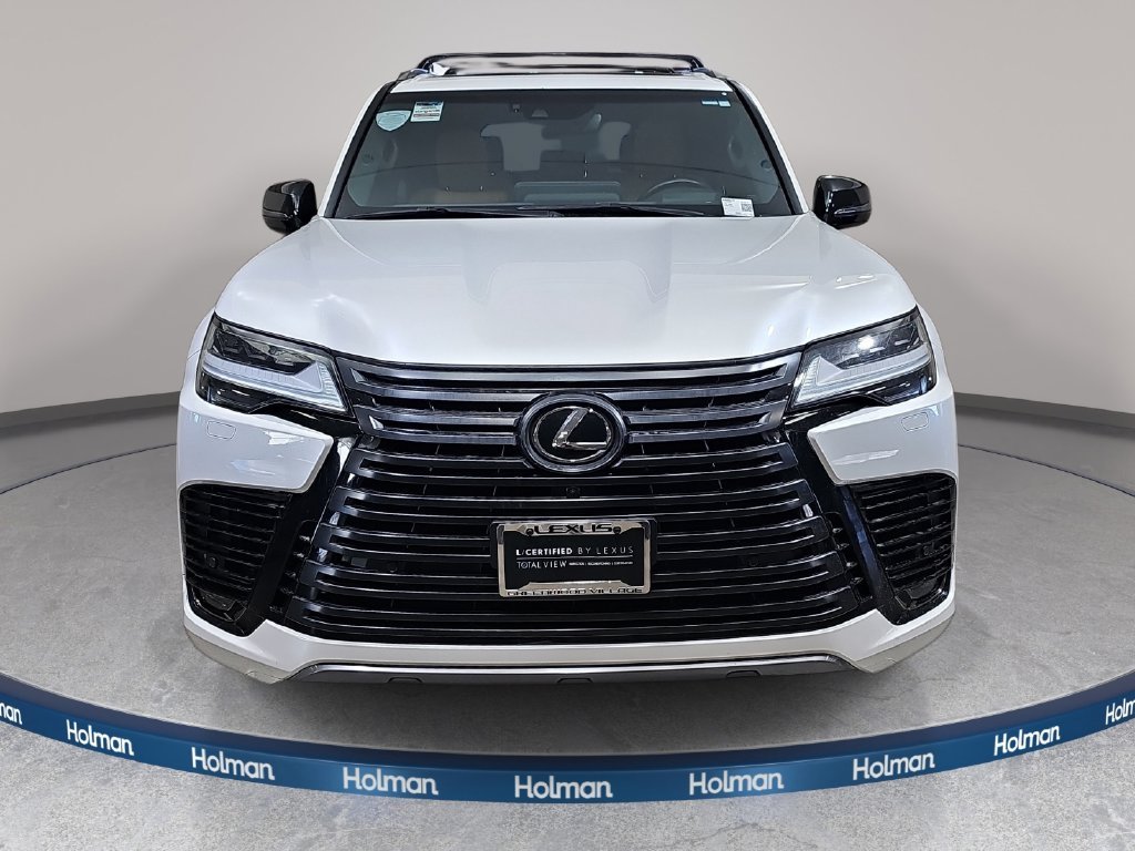 Used 2022 White Lexus 600 Premium image 3