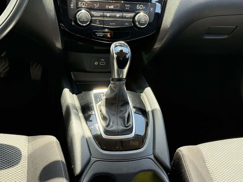 Used 2020 Gray Nissan SV image 21