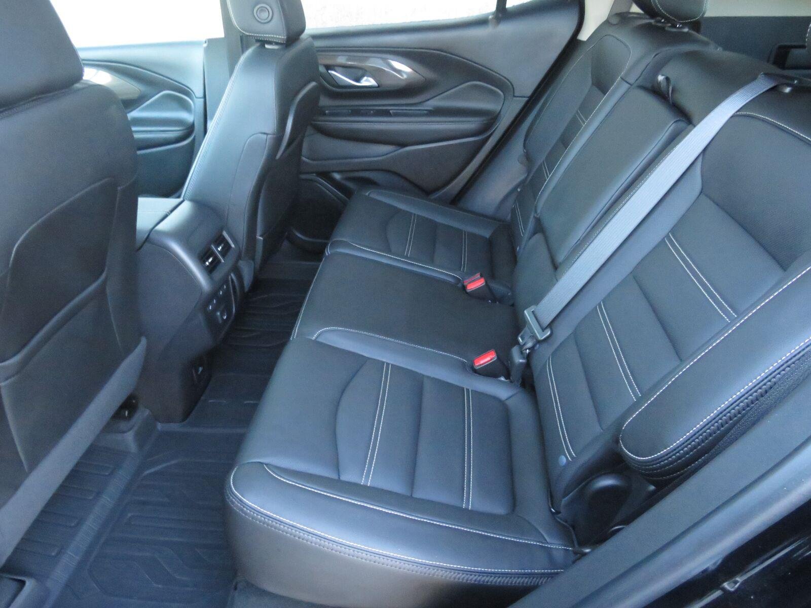 Used 2024 Ebony Twilight Metallic GMC Denali image 19
